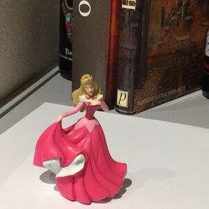 Disney Princesses Doll plastic Cake Topper approx 4”